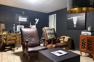 3852 W Mission Ln, Phoenix, AZ 85051 - Photo 9