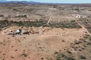 825 N Diana Dr, Benson, AZ 85602 - Photo 5