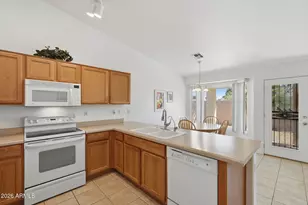 6317 S Pinaleno Pl, Chandler, AZ 85249 - Photo 9