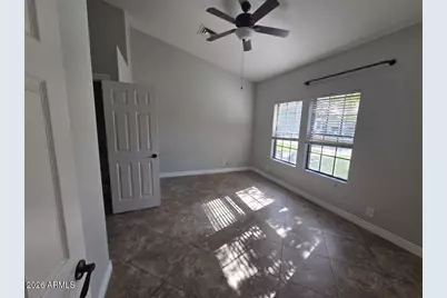 850 E Vaughn Avenue, Gilbert, AZ 85234 - Photo 3