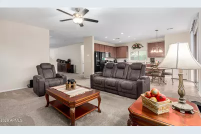 10821 W Elm Street, Phoenix, AZ 85037 - Photo 11