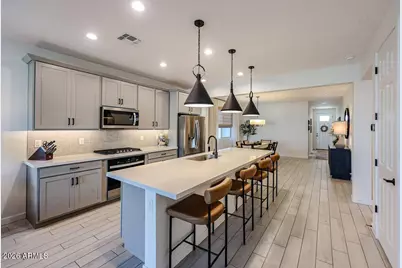 13594 W Shifting Sands Drive, Peoria, AZ 85383 - Photo 7