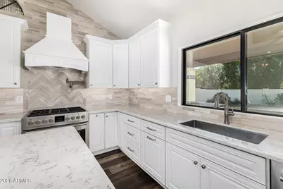 9849 E Windrose Drive, Scottsdale, AZ 85260 - Photo 33