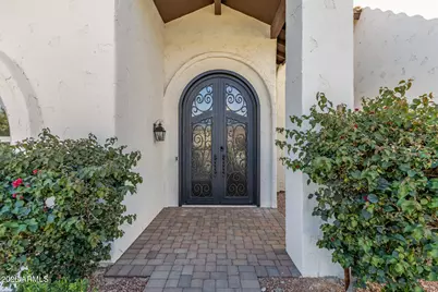 9849 E Windrose Drive, Scottsdale, AZ 85260 - Photo 11