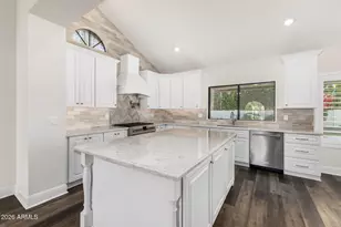 9849 E Windrose Dr, Scottsdale, AZ 85260 - Photo 29