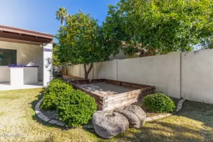 9849 E Windrose Dr, Scottsdale, AZ 85260 - Photo 71