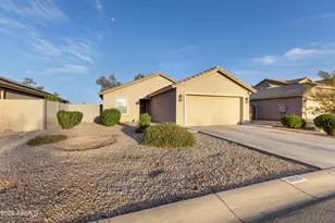 30591 N Gunderson Dr, San Tan Valley, AZ 85143 - Photo 1