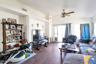 9236 E Medina Avenue, Mesa, AZ 85209 - Photo 5