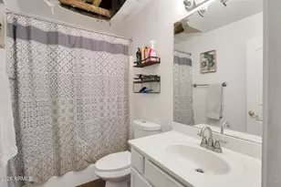 9236 E Medina Ave, Mesa, AZ 85209 - Photo 7