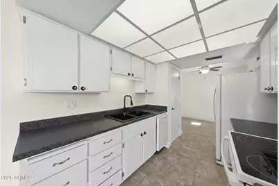 19446 N Star Ridge Drive, Sun City West, AZ 85375 - Photo 11