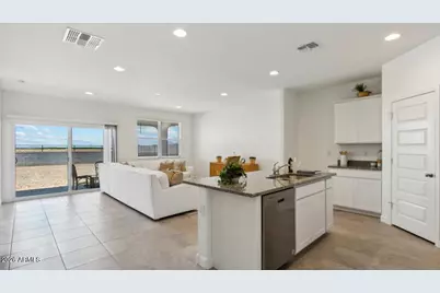 38145 W Capri Avenue, Maricopa, AZ 85138 - Photo 15