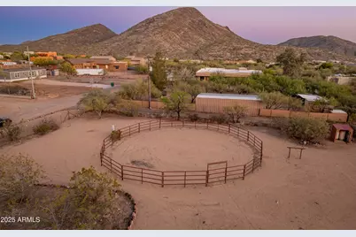 43638 N 22nd Street, New River, AZ 85087 - Photo 9