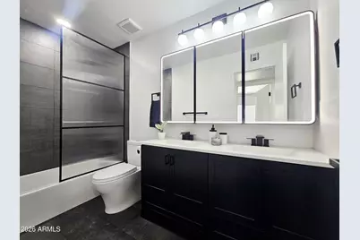 5040 N 69th Drive, Glendale, AZ 85303 - Photo 7