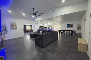 5040 N 69th Dr, Glendale, AZ 85303 - Photo 5