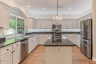 10125 E Caron St, Scottsdale, AZ 85258 - Photo 9