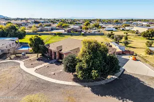 25612 S 185th Pl, Queen Creek, AZ 85142 - Photo 5