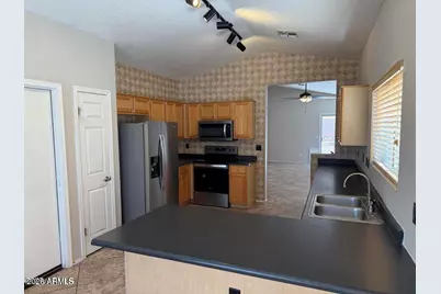 3518 W Charlotte Drive, Glendale, AZ 85310 - Photo 3