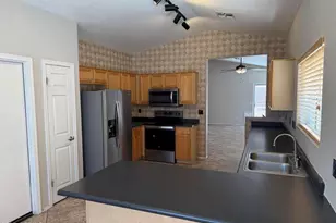 3518 W Charlotte Dr, Glendale, AZ 85310 - Photo 3