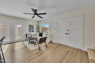 948 S Alma School Rd, Mesa, AZ 85210 - Photo 5