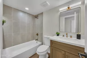 948 S Alma School Rd, Mesa, AZ 85210 - Photo 17