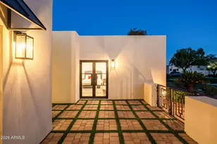 2737 E Arizona Biltmore Circle, Phoenix, AZ 85016 - Photo 31