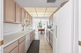 19228 N Star Ridge Dr, Sun City West, AZ 85375 - Photo 11