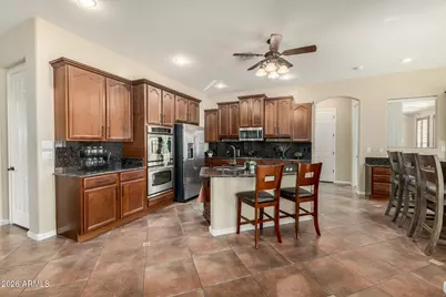 18121 W Las Cruces Drive, Goodyear, AZ 85338 - Photo 21