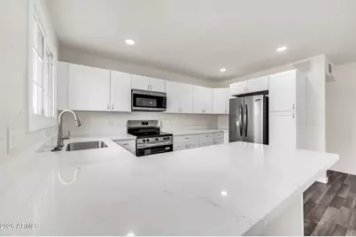 7742 W Fairmount Avenue, Phoenix, AZ 85033 - Photo 5