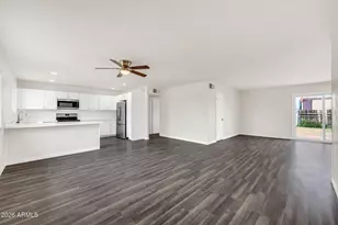 7742 W Fairmount Ave, Phoenix, AZ 85033 - Photo 15