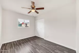 7742 W Fairmount Ave, Phoenix, AZ 85033 - Photo 27