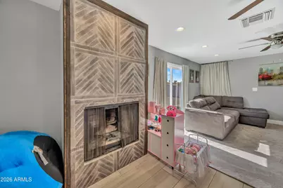 2115 W Morrow Drive, Phoenix, AZ 85027 - Photo 15