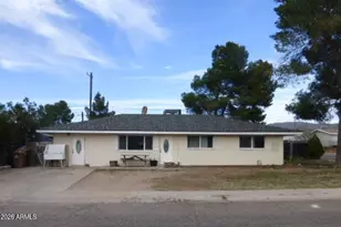 302 W Greenwich Rd, Kearny, AZ 85137 - Photo 1