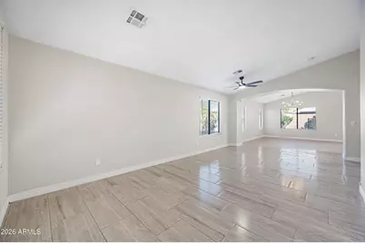 10614 W Crimson Lane, Avondale, AZ 85392 - Photo 5