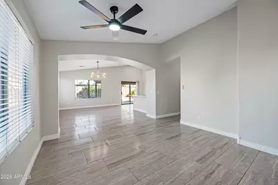 10614 W Crimson Lane, Avondale, AZ 85392 - Photo 7