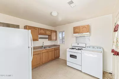 9152 W Garfield Street, Tolleson, AZ 85353 - Photo 11