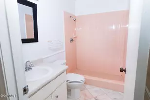 320 E Ellis Dr, Tempe, AZ 85282 - Photo 9