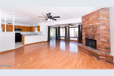 320 E Ellis Drive, Tempe, AZ 85282 - Photo 1