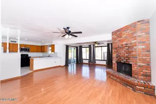 320 E Ellis Dr, Tempe, AZ 85282 - Photo 1