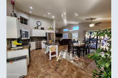 15548 W Catalina Drive, Goodyear, AZ 85395 - Photo 9