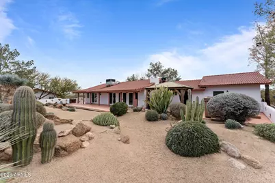 675 N Horseshoe Trail, Wickenburg, AZ 85390 - Photo 1