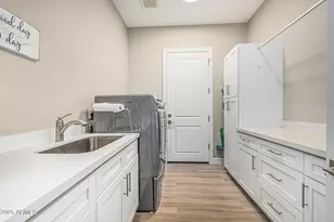 1718 S 140th Pl, Gilbert, AZ 85295 - Photo 41