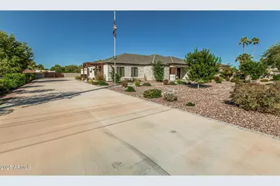 1718 S 140th Place, Gilbert, AZ 85295 - Photo 3