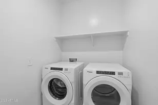 1153 E Kachina Trl, Phoenix, AZ 85042 - Photo 27