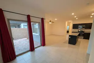 2769 E Fossil Rdg Rd, Phoenix, AZ 85050 - Photo 5