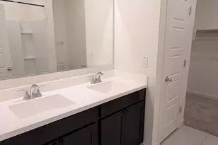 2769 E Fossil Rdg Rd, Phoenix, AZ 85050 - Photo 7