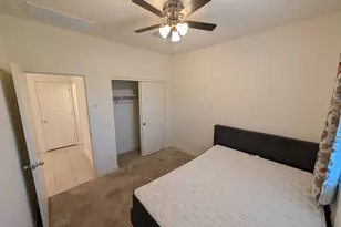 2769 E Fossil Rdg Rd, Phoenix, AZ 85050 - Photo 11