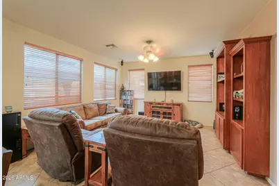 1538 E Nightingale Lane, Gilbert, AZ 85298 - Photo 17