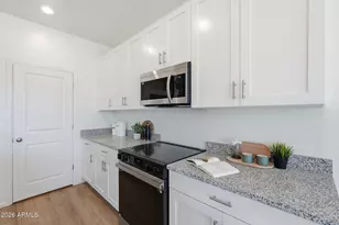 17945 W Sand Hls Dr, Surprise, AZ 85387 - Photo 5