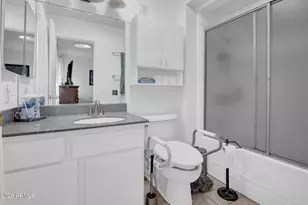 10243 W Burns Dr, Sun City, AZ 85351 - Photo 19