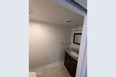 7126 N 19th Avenue #140, Phoenix, AZ 85021 - Photo 3